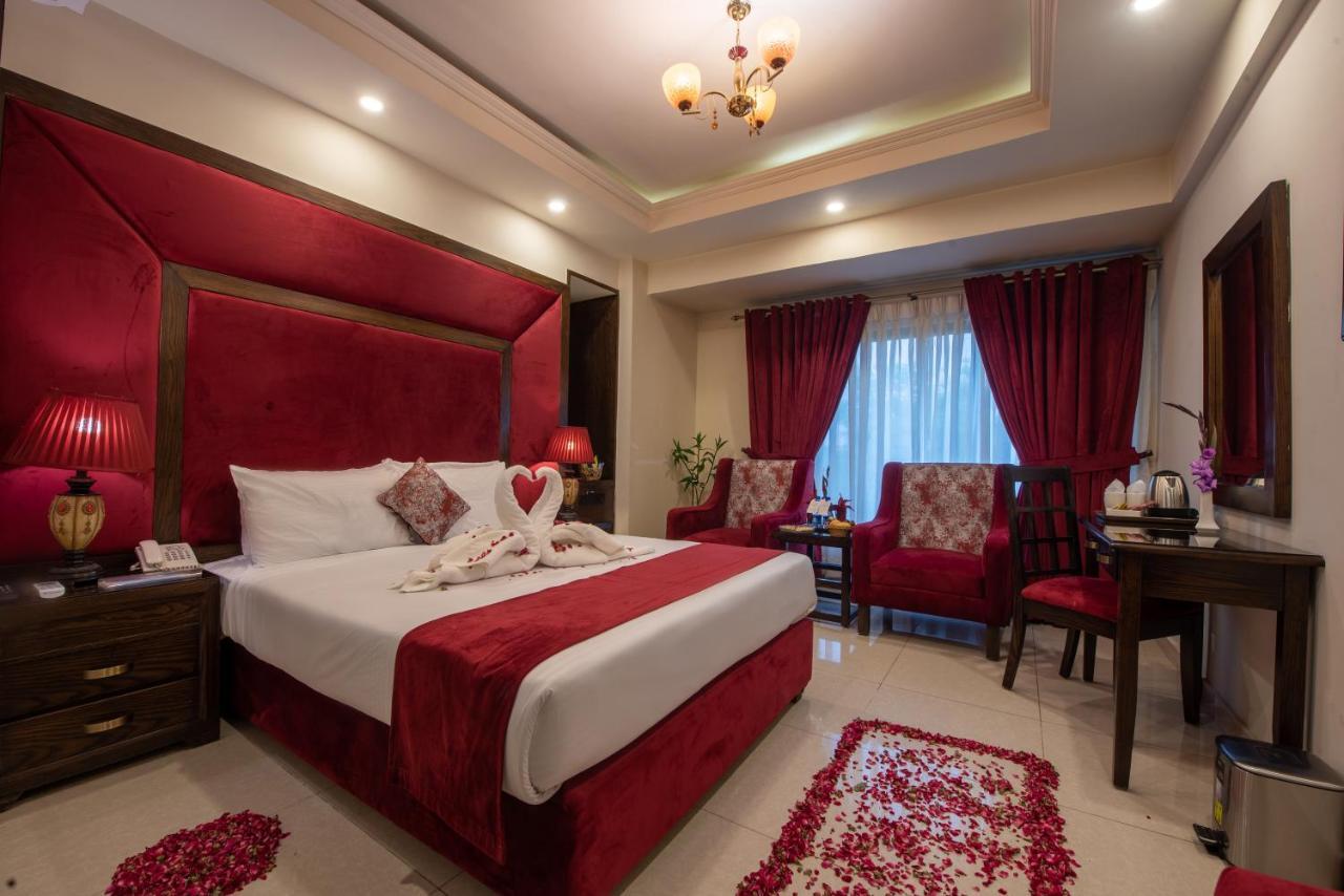 Envoy Continental Hotel Islamabad Ngoại thất bức ảnh