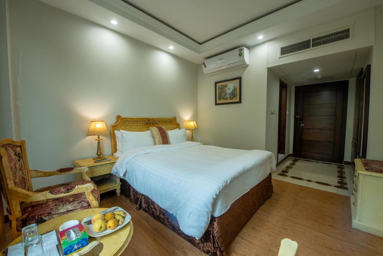 Envoy Continental Hotel Islamabad Ngoại thất bức ảnh