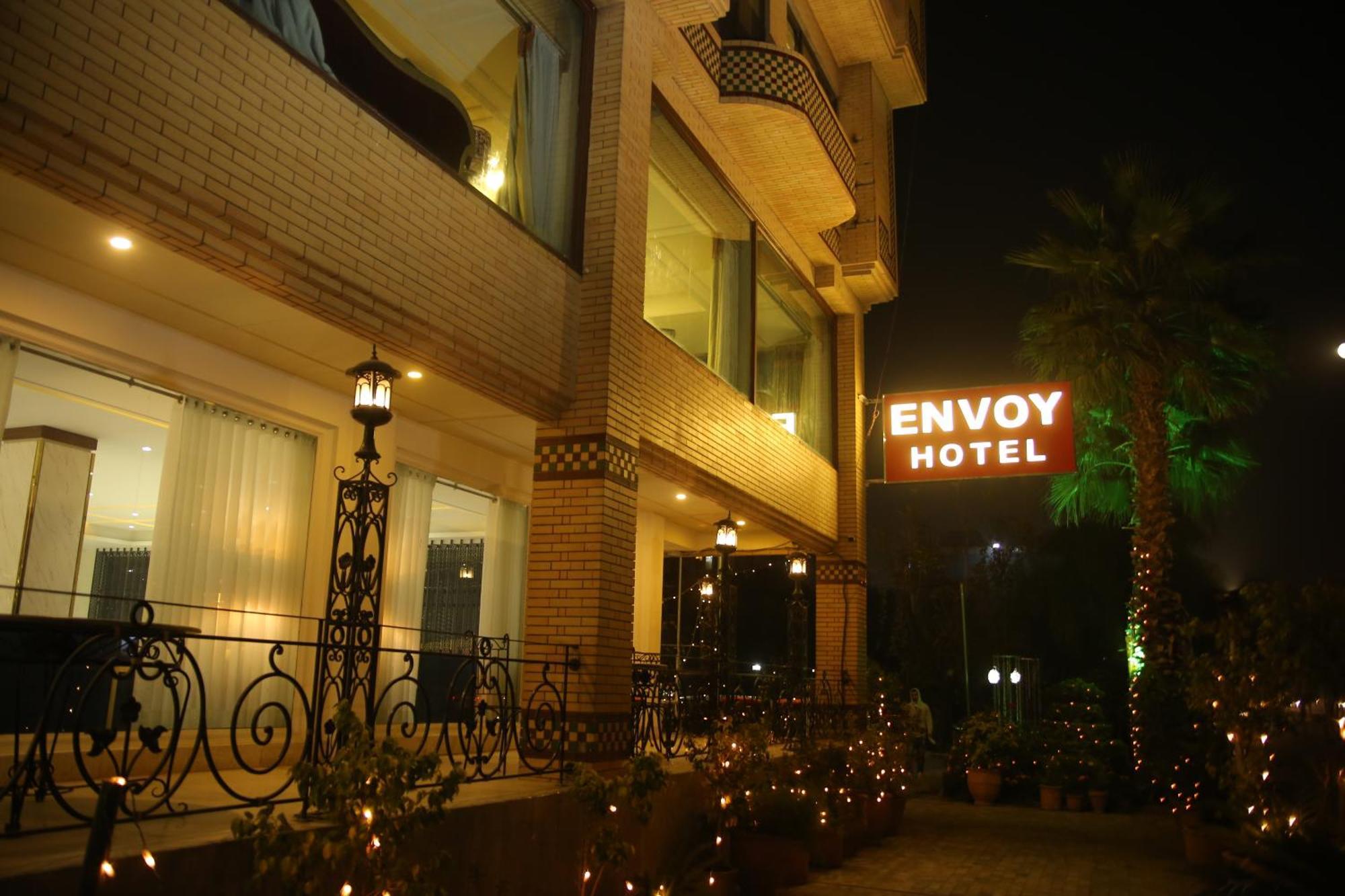 Envoy Continental Hotel Islamabad Ngoại thất bức ảnh