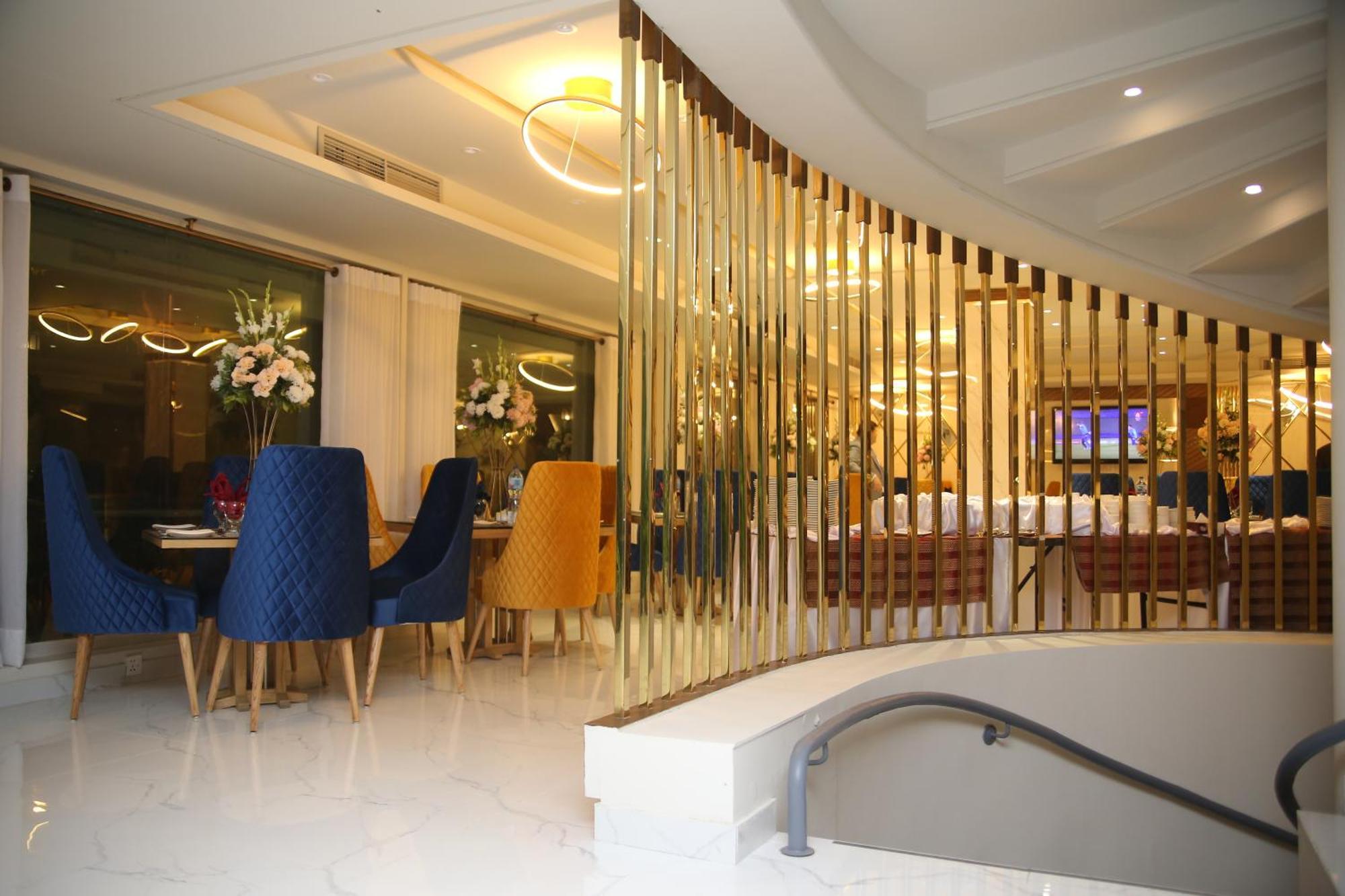 Envoy Continental Hotel Islamabad Ngoại thất bức ảnh